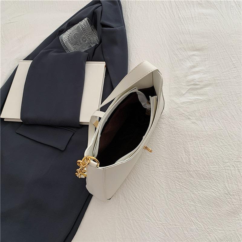 Today's popular niche design small bags women's spring new trendy messenger bags fashionable shoulder bags underarm bags