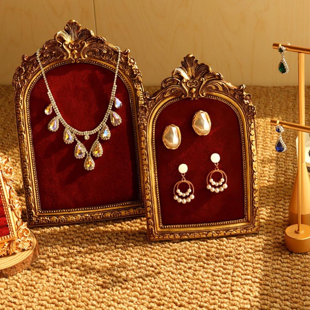 Vintage Resin Velvet Jewelry Display Stand Retro Necklace Bracelet Earring Pendant Display Props Holder Classic Jewelry Stand