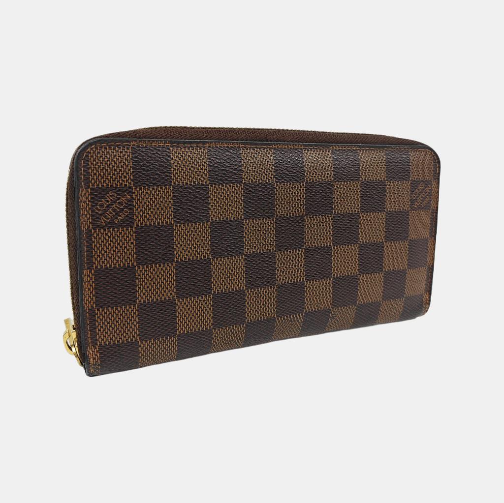 [Pre-Owned] Zippy Checkered Coated Canvas Wallet - Very Good #1FML7OS