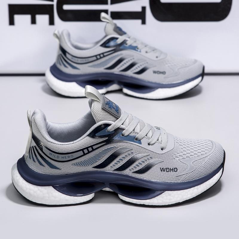 

Summer new sports men s shoes popcorn shock-absorbing running shoes breathable fly-woven casual shoes 40 сірий колір