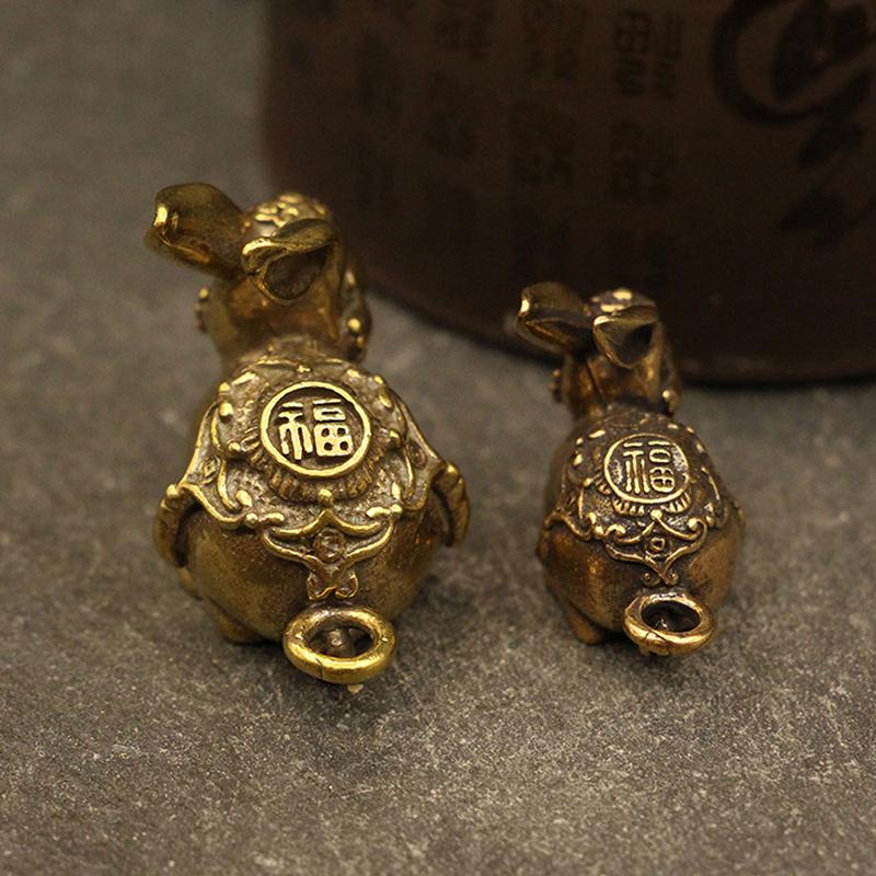 Chinese Year Antique Solid Copper Zodiac Lucky Rabbit Statue Ornament Vintage Copper Key Chain Figurine Decoration