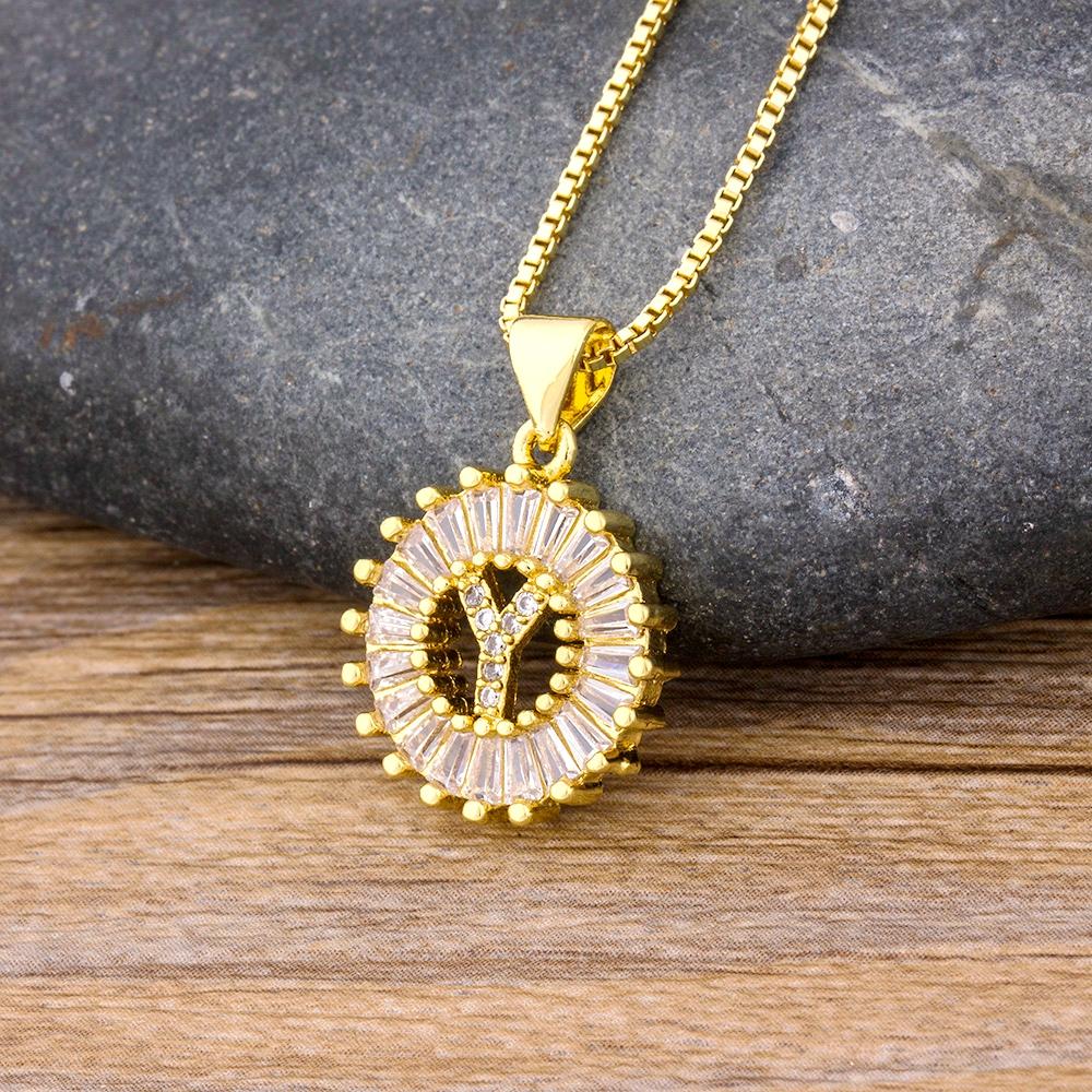 A piece of A-Z letters elegant and beautiful pendant necklace suitable for women men's initials fashionable versatile jewelry accessories