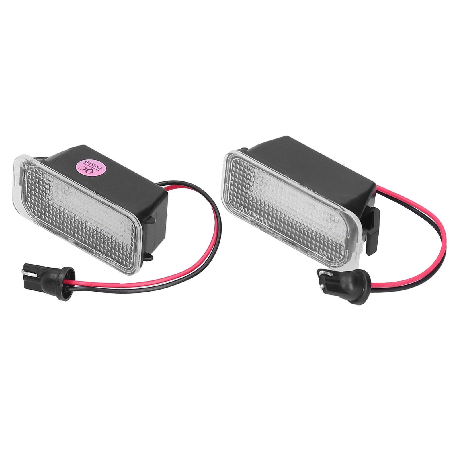 

Пара светодиодных фонарей номерного знака автомобиля 12 В 3 Вт, пластиковых, подключаемых и работающих, подходит для Ford Focus MK2 DA3 5D