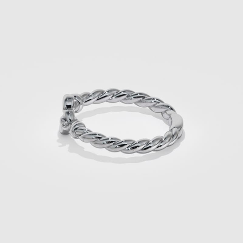 MUSEE.ART Clover Rope Couple Ring(women)