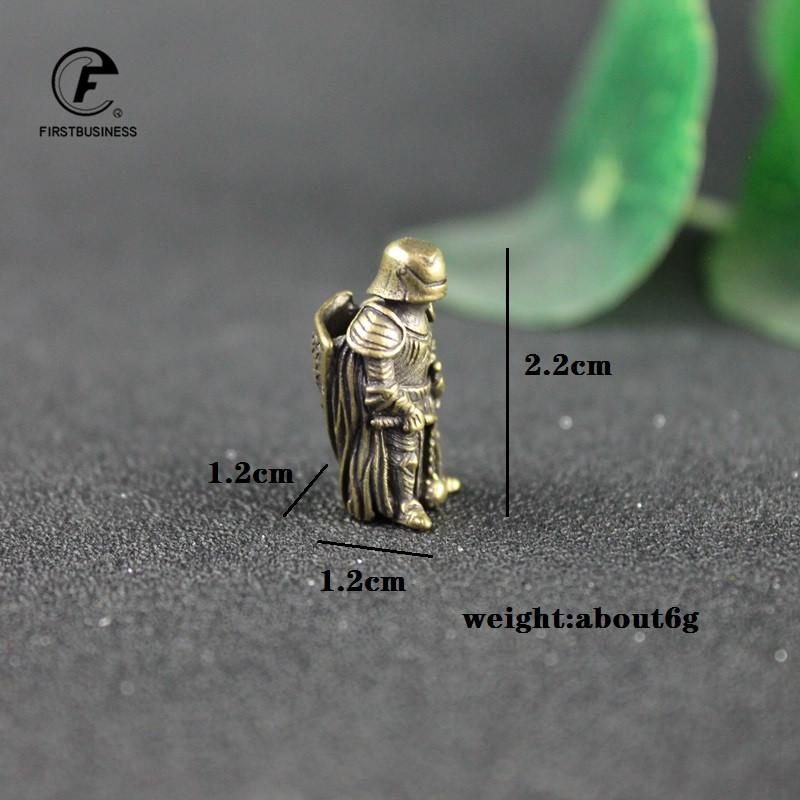 Copper Ancient Empire Warrior Knife Bead Keychain Pendants Vintage Brass Umbrella Rope DIY Hanging Accessories Paracord Jewelry