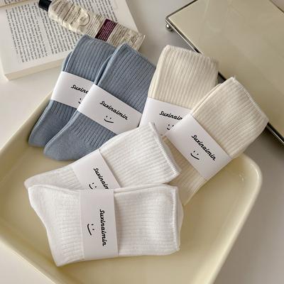 5 Paar Damen Frühling und Herbst Mode Neue Vertikale Streifen Stacking Socken