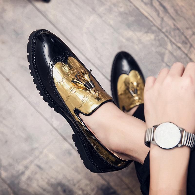 

Large size Brock flower men s shoes fringed pointed lantern wick leather shoes British hairstylist nightclub loafers 38 золотой