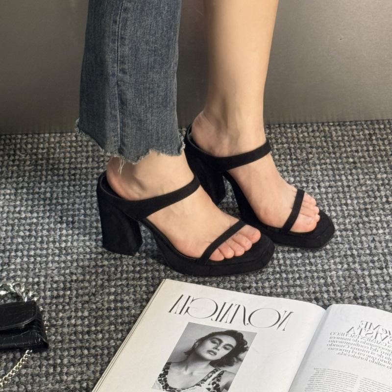 French temperament word with thick heel open toe cool slippers women summer wear waterproof table leopard print beautiful high heel sandals women