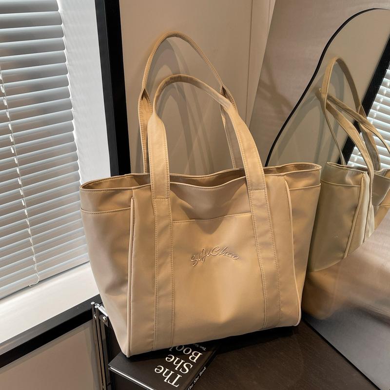

Casual cloth bag women s autumn and winter 2024 new simple large-capacity shoulder bag college student commuter tote bag хакі