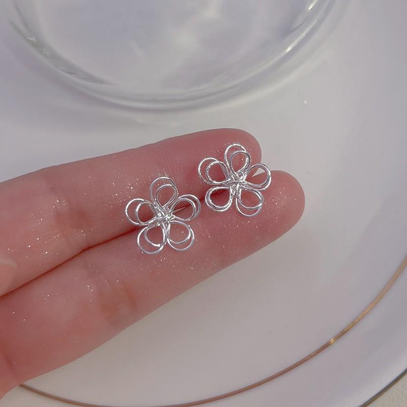 S925 Silver Stud Earrings Women's Ear Hole Earrings Niche Design Earbone Studs High-end Earrings