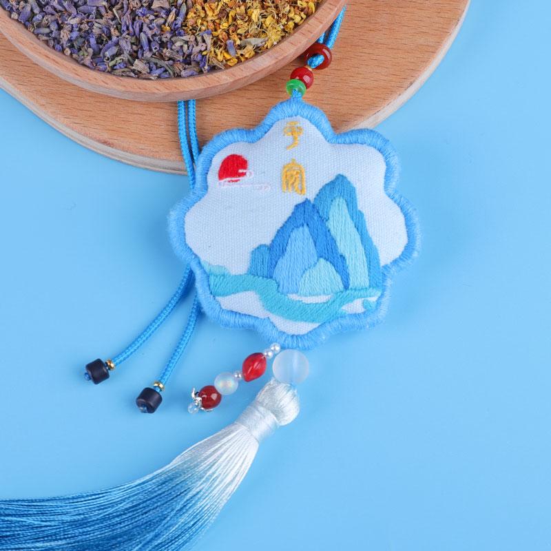 Embroidery DIY Material Kit Peace Charm Self-Embroidery Pouch Hanging Decoration for Boyfriend Handmade Crt Sewing Set
