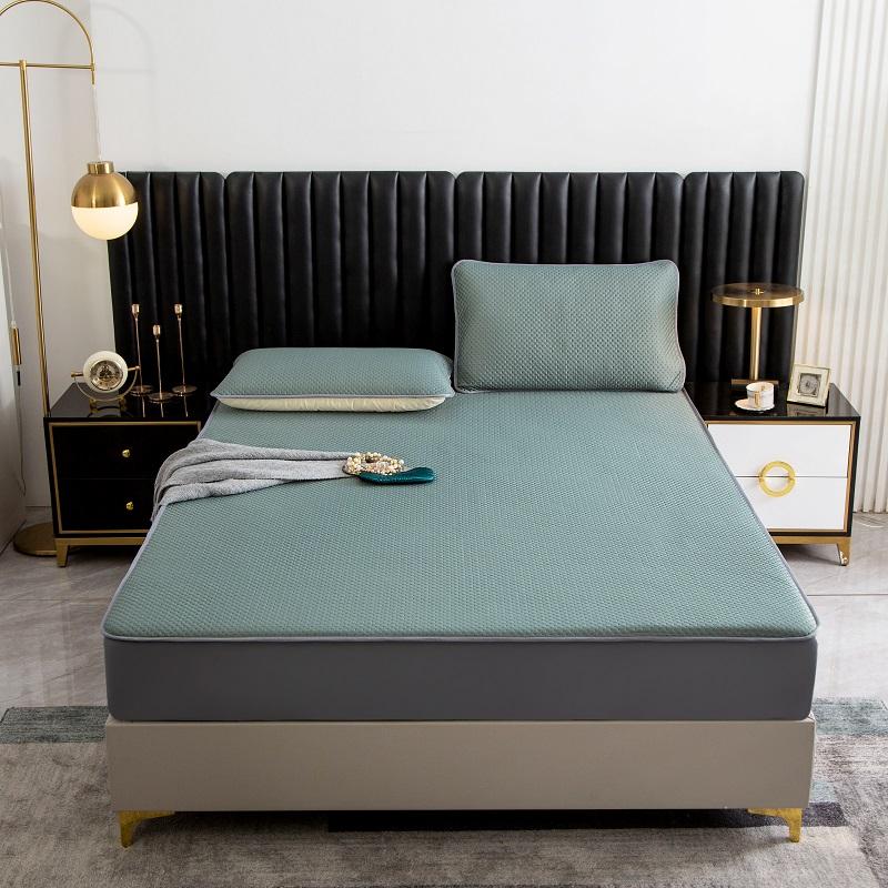 Waterproof Cooling Sheet Fitted Sheet with Elastic King Size Mattress Protector Solid Bedspread (Fitted Sheet Only)