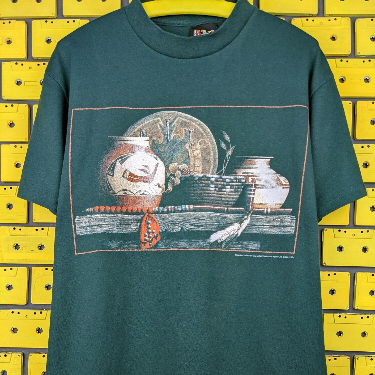 Vintage 1993 3D Emblem Pottery T shirt Navajo Indian Native American Art Print Tee Size L L