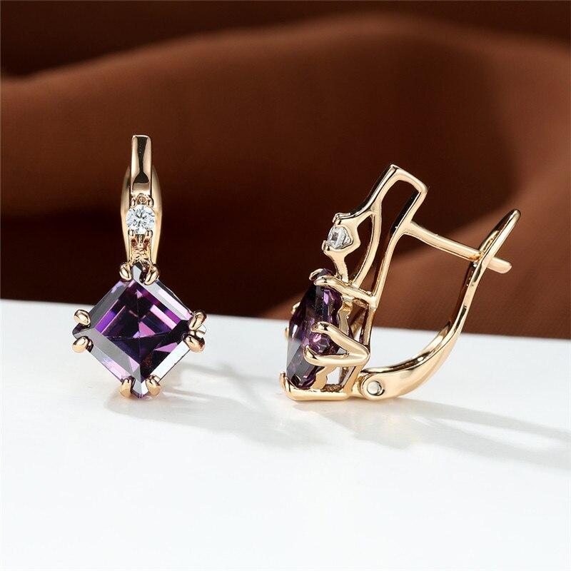 Geometrische quadratische kleine Steinohrringe in Roségold, kleine Ohrringe, weißer Zirkon, lila Kristall, Creolen für Frauen zur Hochzeit