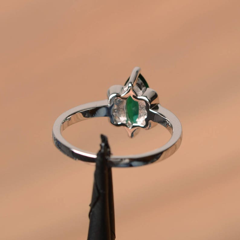 Women's Green Emerald Marquise Cut Gemstone Ring May Birthstone 925 Sterling Silver Statement Ring For Engagement & Anniversary Wear