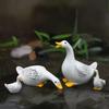 Four-piece Duck Family Sculpture Set Creative Resin Decorative Ornament for Outdoor Garden and Pond Decoration