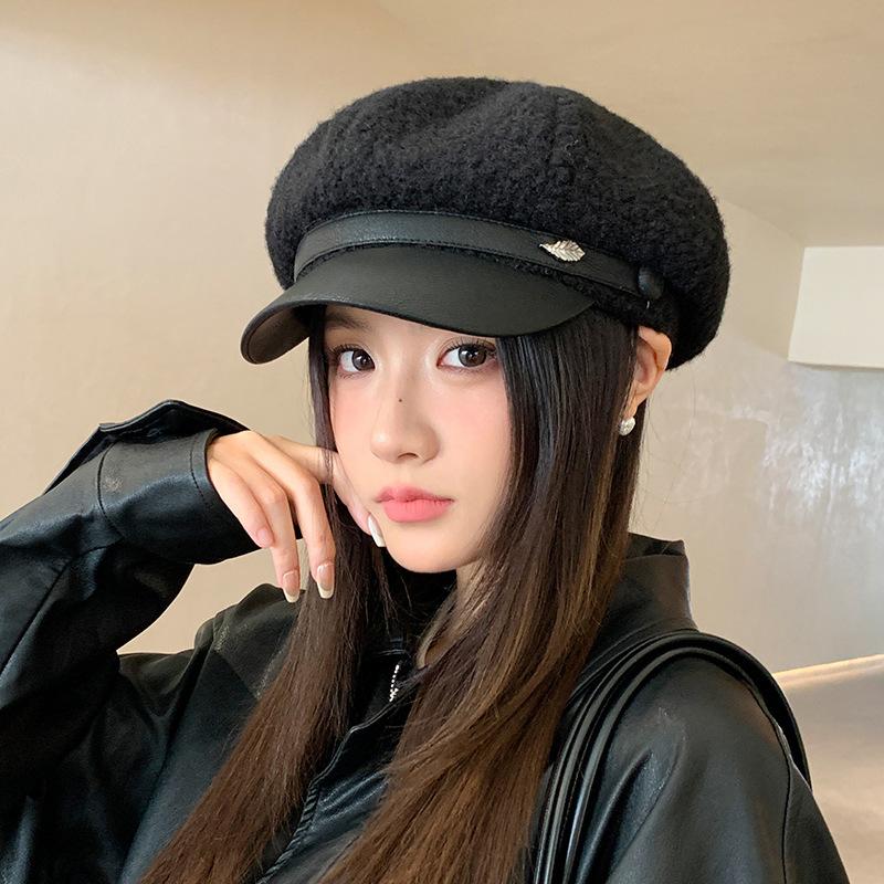 Autumn and Winter New Velvet Leather Buckle Cap Fashion Warm Navy Hat Outdoor Leisure Beret