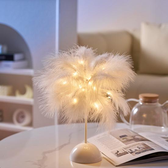 Feather Night Light Table Lamp LED Romantic Bedside Lamp for Girls Room Wedding Party Decor Battery Powered Decorative Accent Light