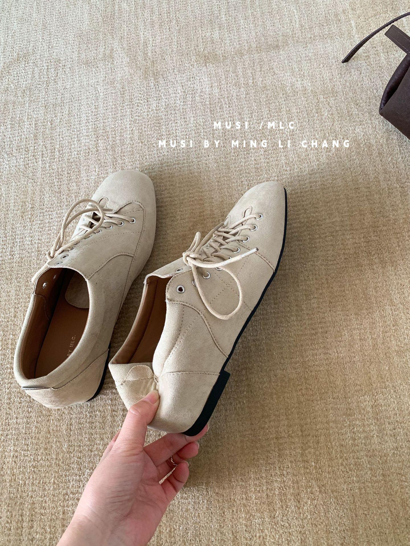 Women s Black Leather Square Toe Flat French Style Vintage Style Pumps - Fashionable Footwear 35