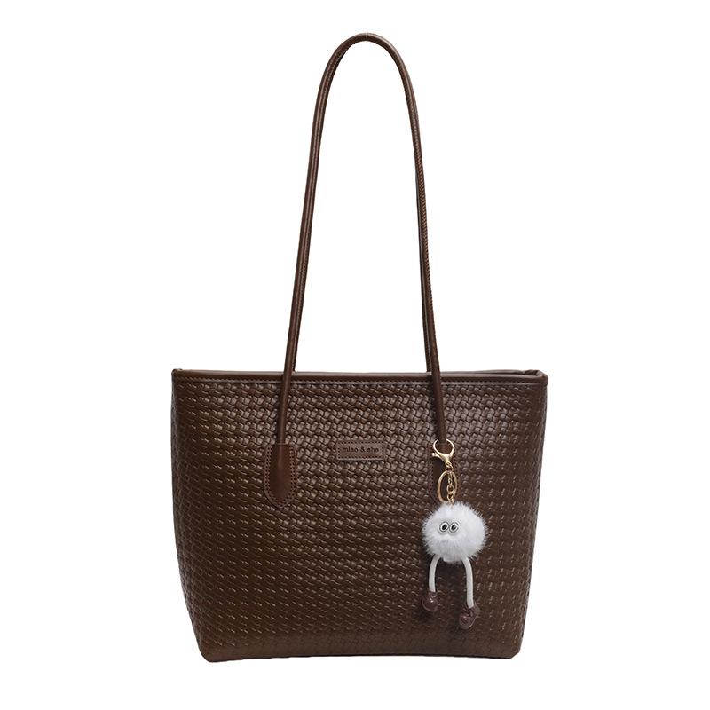 Women's bags, high-end large-capacity bags, autumn and winter new fashionable commuting shoulder handbags, popular woven tote bags