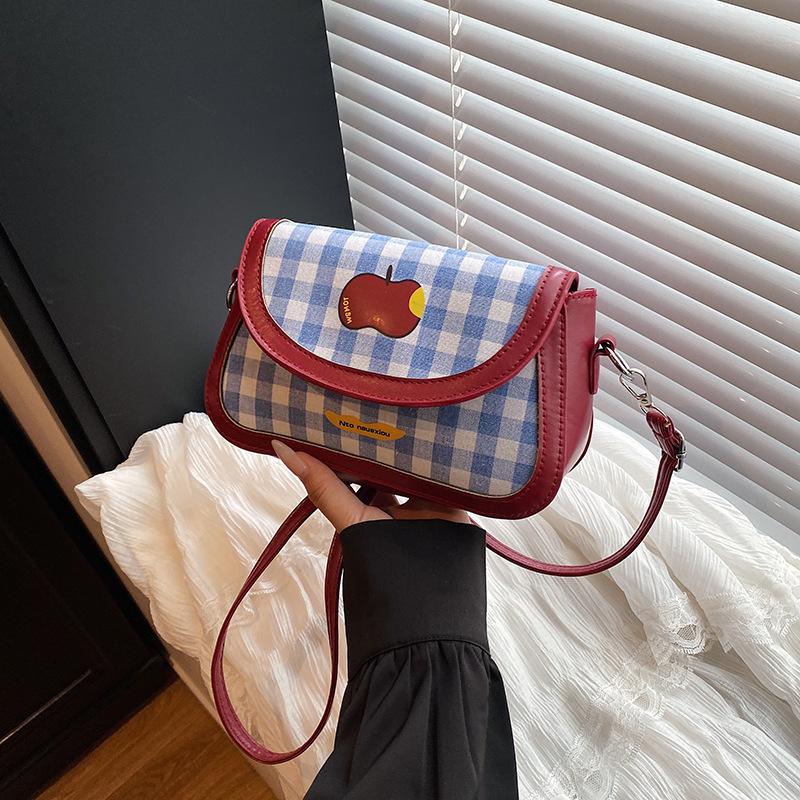 

Strictly selected fashionable large-capacity trendy dopamine versatile shoulder bag 2025 underarm new small fresh plaid saddle bag красный