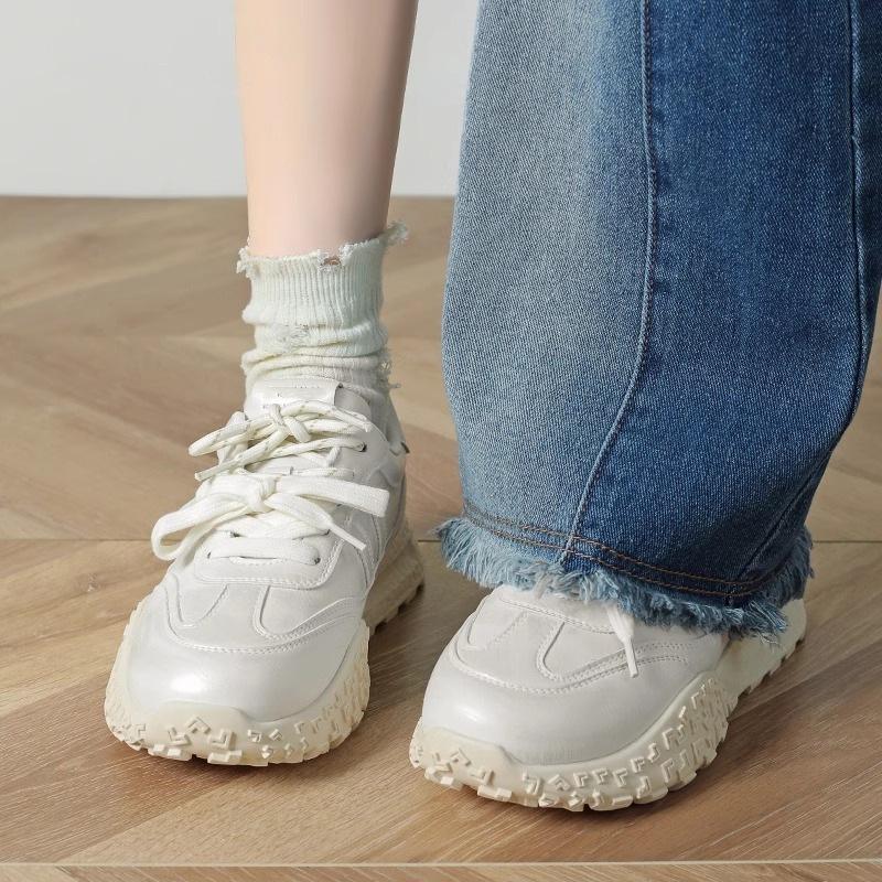 

Niche retro Forrest Gump shoes women s 2025 spring new leisure sports platform small man height increase German training dad shoes 40