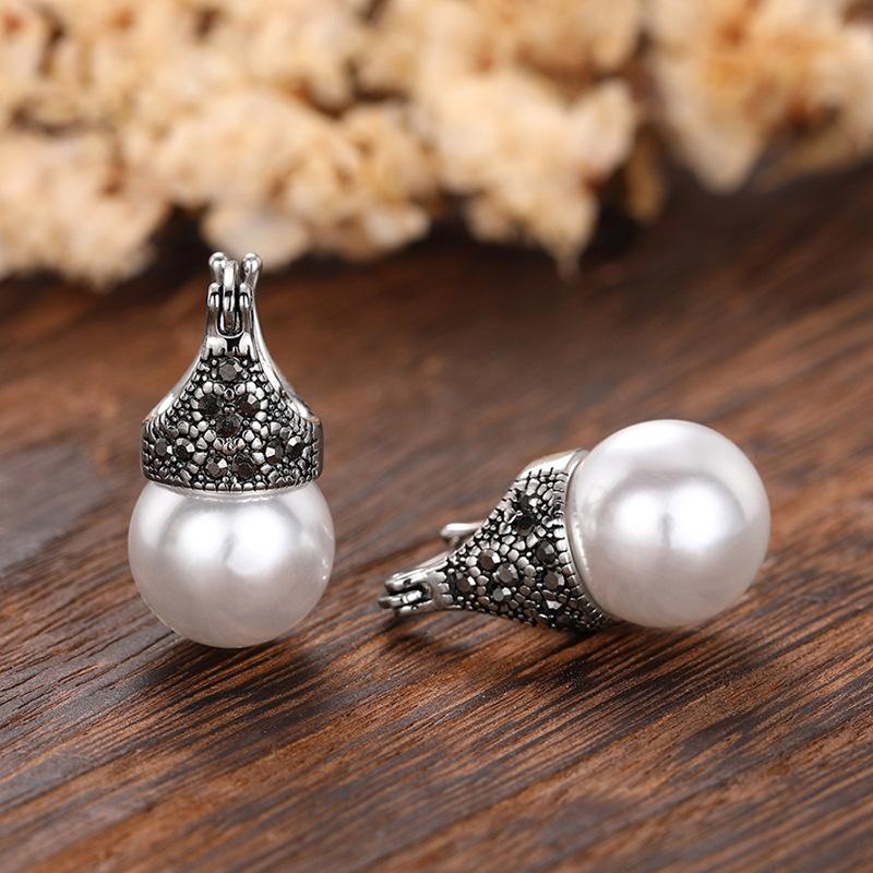 Antique Silver Plated Hollow Marcasite Inlaid Large Round White Imitation Pearl Clip on Earrings Banquet Ladies Accessories