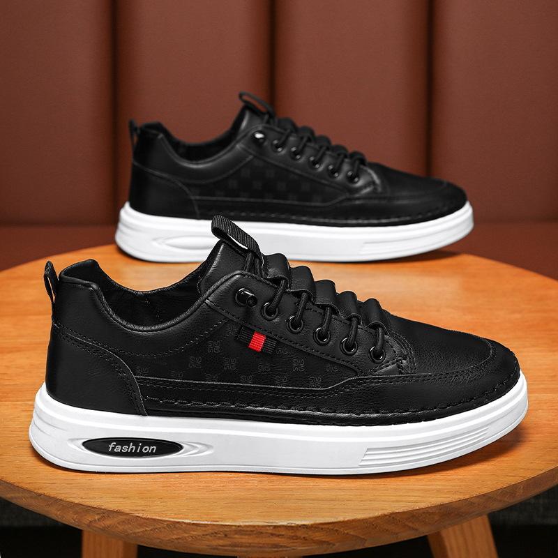 Mode Herren Freizeitschuhe aus Leder Sommer Neuer Trend Vielseitige Lässige Sportliche Board-Schuhe Herren Mode Luxus Herren Sneaker Zapatos De Hombre