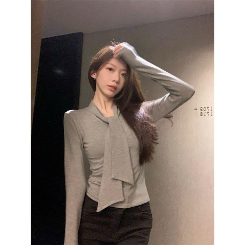 Autumn and Winter T-shirt Bottoming Shirt for Women Slim Fashionable and Versatile Short Top