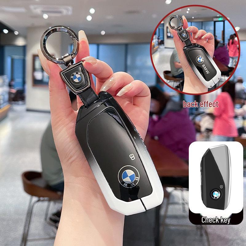 BMW 7 Series Key Case for 2023 Models: 740, 735Li, X7, iX, i7 - Metal Buckle Shell