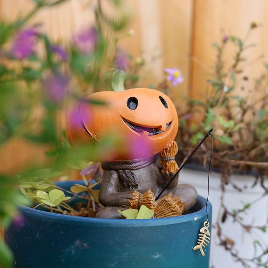 Pumpkin Head Scarecrow Figurine Fishing Scarecrow Sculpture Halloween Decor Pumpkin Statue for Fish Tank Aquarium Pond