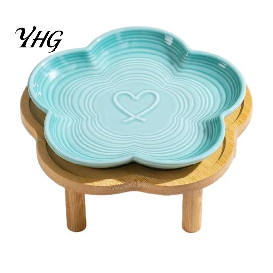 Anti-spill Cat Bowl Elevated Ceramic Pet with Raised Stand, Flower Shape Whisker Friendly Food Stand Feeding Plate for Neck Protection,