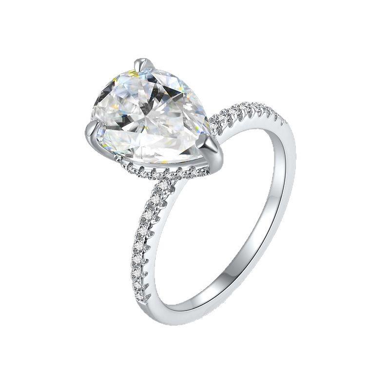 Elegant 4CT Teardrop Moissanite Ring for Women - S925 Sterling Silver, Classic Light Luxury Design.