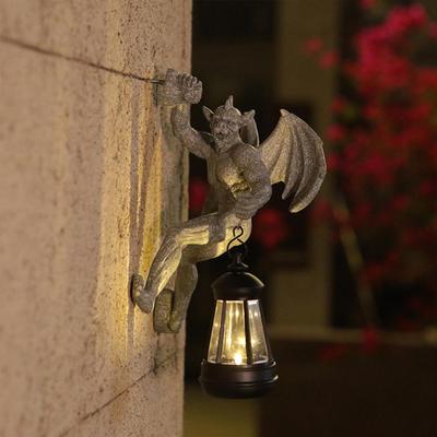 Statue de jardin, sculpture de gardien avec lumière solaire, figurine rampante, lampe murale de paysage, éclairage