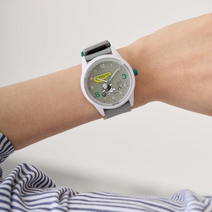 Q&Q SmileSolar Disney Collection Winnie the Pooh Watch R00A-502VK (Gray)