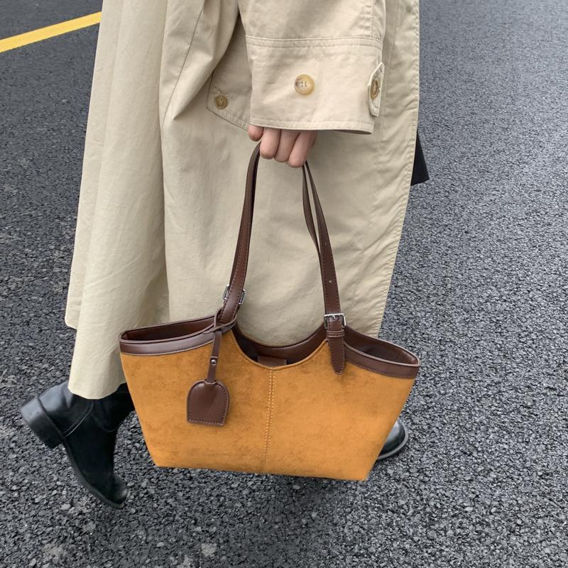 Retro and Fashionable Hand-held Vegetable Basket Bag, Versatile Matte Single-shoulder Crossbody Tote Bag