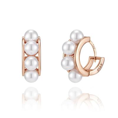 Pendientes de un toque con punto de perla 14K GF de ELLE Jewelry ELGPEE379