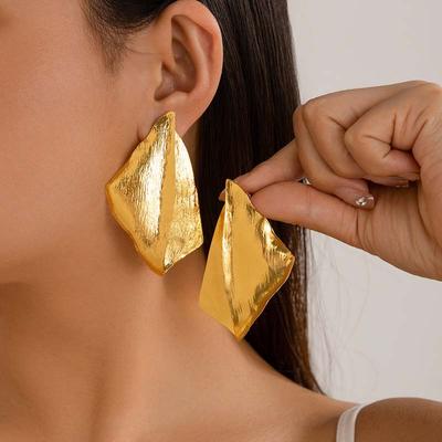 Exaggerated Metal Irregular Stud Earrings for Women Vintage Gold Color Geometric Texture Personality Earrings Party Jewelry Gift