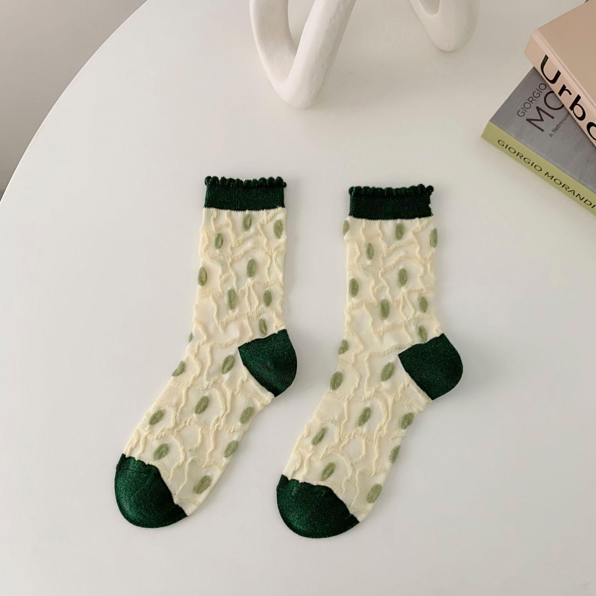 

Women s Retro Mori Style Green Mid-Calf Cotton Socks with 3D Floral Embossing - Year-Round Literary Freshness Collection. One Size