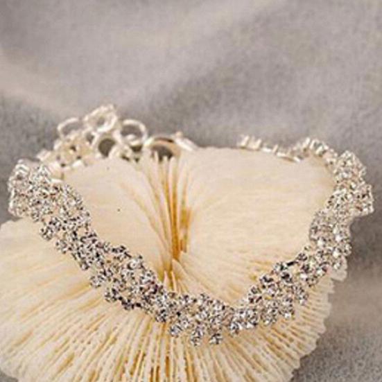 Módní dámský zlatý stříbrný pokovený náramek s řetízkem a čirými krystaly