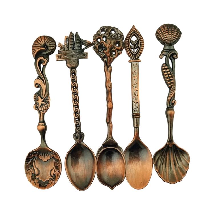 Retro Elegances Alloy Crafted 5Pcs Multifunctional Spoons Kitchen Utensils Collection Antique Relief Kitchen Accessorie