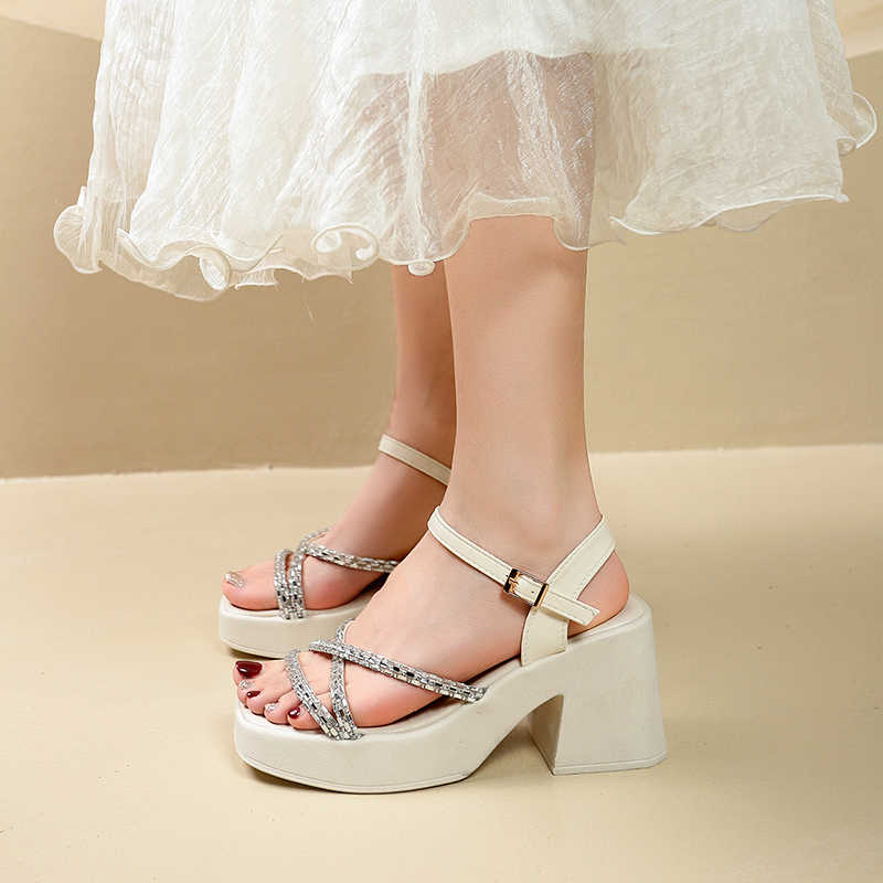 Slip-resistant Demi-season Women Sandals Slippers Green Flip Flops Shoes Tenid Sneakers Sport Sneakeres Shows