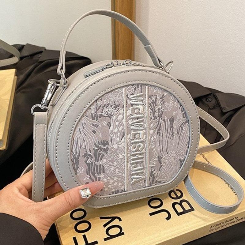 Popular Small Bags Spring New Fashion Versatile Messenger Bags Summer Portable Small Round Bags