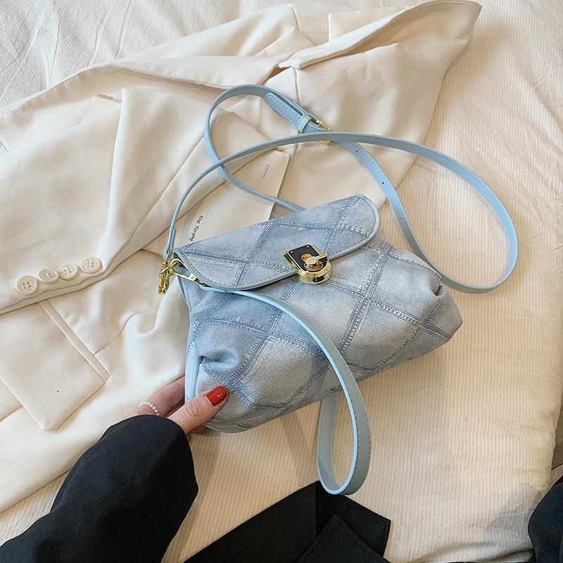 

Stylish Cowgirl Texture Small Bag Women s Summer 2023 New Denim Crossbody Bag Light Blie