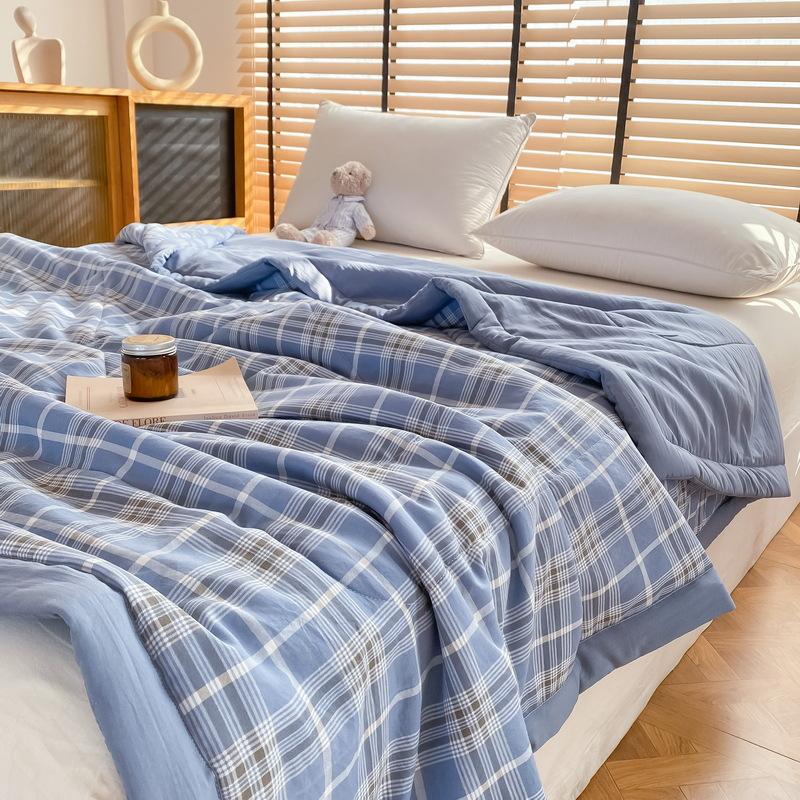 Japanese Plaid Printed Summer Thin Quilt Simple Breathable Air Conditioning Blanket for Office Soft Home Decoration for Bedroom