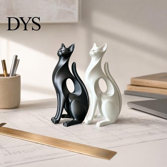 Desk Decorative Cat Figure 3D Printed Figurine, Modern Geometric Sculpture, Minimalist Art Burr-free Ornament Decor for Entryway Shelf, Lover