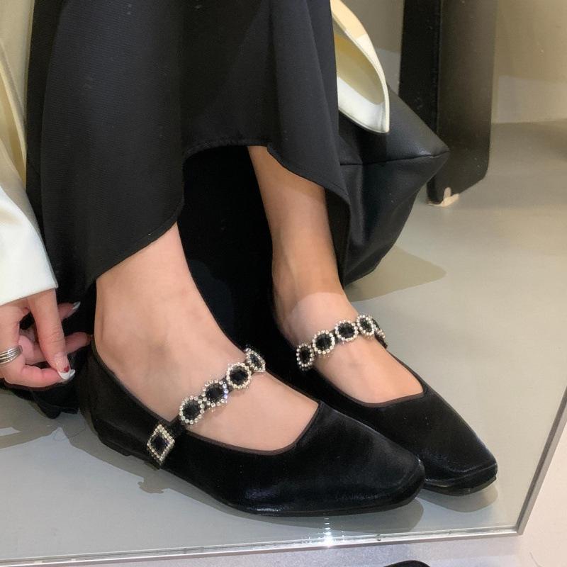 Fairy Rhinestone Buckle with Low Heel Temperament Single Shoes 2025 Spring and Autumn French New Small Square Head Evening Shoes