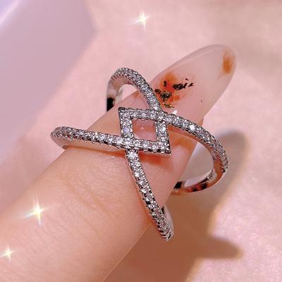 New Internet Celebrity Ring Fashion Hand Set Diamond Geometric Jewelry Temperament All-purpose Jewelry Small Fragrance Ring
