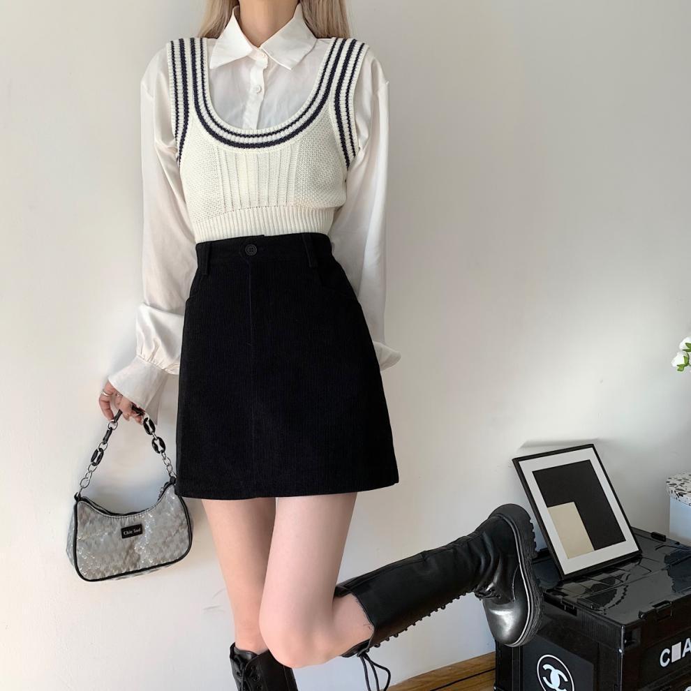 2024 Spring/Summer Retro Corduroy High-Waisted A-Line Midi Mini Hip Wrap Skirt for Women