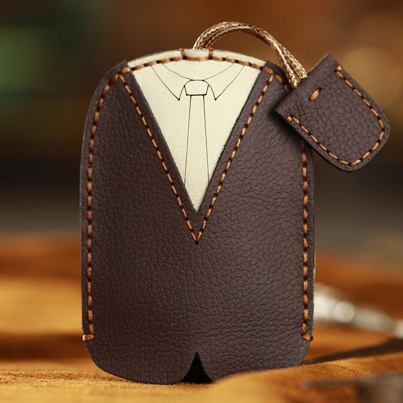 

Сделанная вручную мультяшная ключница из коровьей кожи